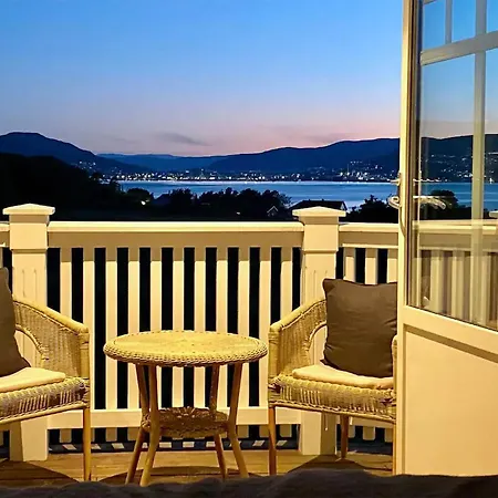 Cozy In With House A Panoramic View Semesterbostad *